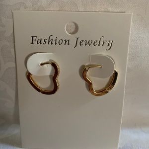 Zircon gold heart hoop earrings